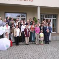 Ausgebildete GästeführerInnen Sachsen-Anhalts mit Wirtschaftsminister Dr. Reiner Haseloff © LTV.JPG